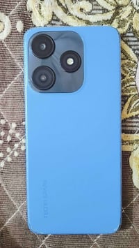 تكنو سبارك 10C كسر خفيف ب شاشه  سعر ٧٥الف  07724127891