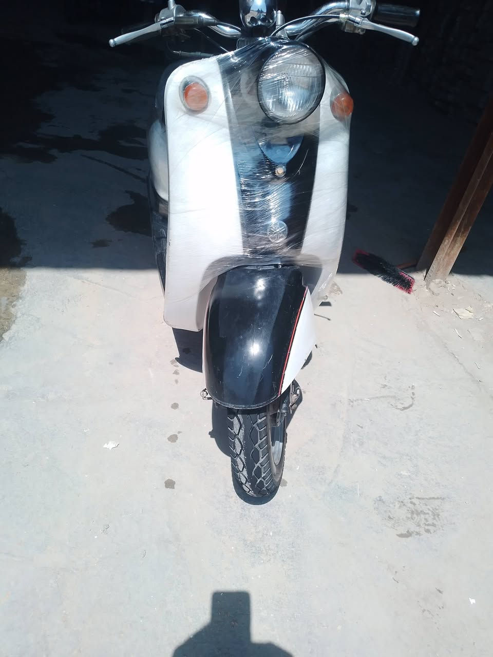 كلاسك نضيفه لبيع ٢٧٥ وبيه مجال قليل لشراي مكلف بل نشر هذا رقم صاحبه ***********
