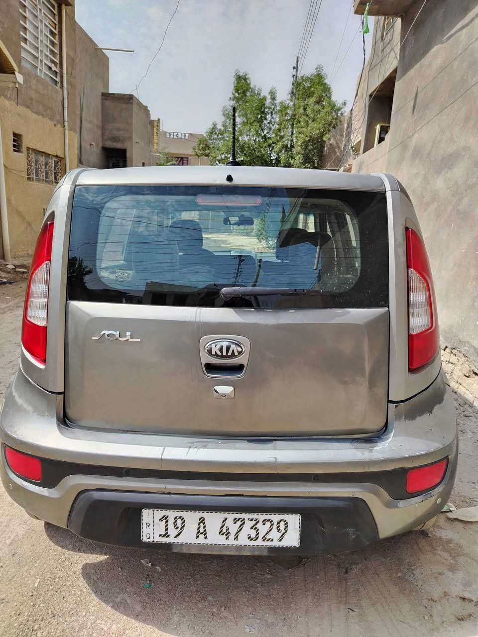 صول ٢٠١٣
مكينة ٢٠٠٠ دوش
هزه بشهر الثامنه وسنوية لل ٢٠٣١ باسمي السياره 
تبريد ثلج  كامرة خلفية بلادية
شاشة بلادي لمس حساسات خلفية بلادية
سنتر لوك كلشي شغال بيها
تايرات ٩٥ بالمية نظافة
بدون ايرباك  بس شريط استيرن عاطل فقط
حادثها فقط بنيد مشكوك بدون ايرباك وطعجه بالجنطه مصلحة اخوان شارح كلشي بالفيديو وبالخدمة 
السعر ٨٤ وبيها مجال
العنوان المسيب
*********** بيه واتساب
