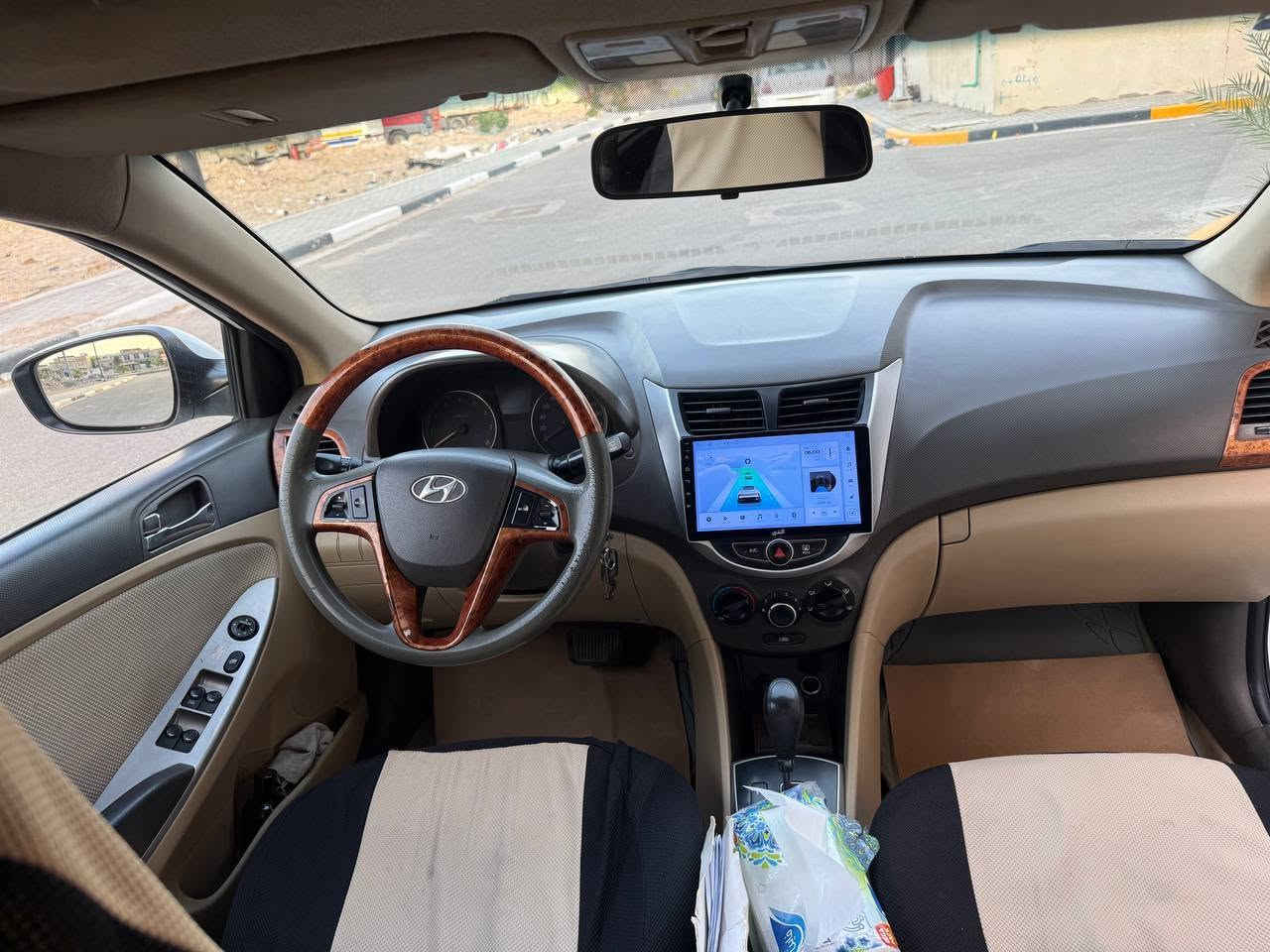 اكسنت  ١٤ خليجي  بصره كفاله من الضربه والصبغ  ماعده طخه بسيطه بالجاملغ الامامي مبين بالصور وباقيه على وضعه
مكينه دوش ١٦٠٠ دبل قطره بسمي سنويه ال ٢٠٣٠ سياره فول مواصفات
تنته شاشه 
تحكم استيرن
كامره دواره 
اشاير بالمرايه
مكينه والكير صار اقل من سنه من شديتهن
باتري جديد
تخم تاير جديد صار يومين من شاده 
حداديه ٧٠ بالميه
السعر ٩٣ وبيه مجال عنواني البصره الكزيزه ورجاء الموشراي لايتصل  
***********
اكسنت  ١٤ خليجي  بصره كفاله من الضربه والصبغ  ماعده طخه بسيطه بالجاملغ الامامي مبين بالصور وباقيه على وضعه
