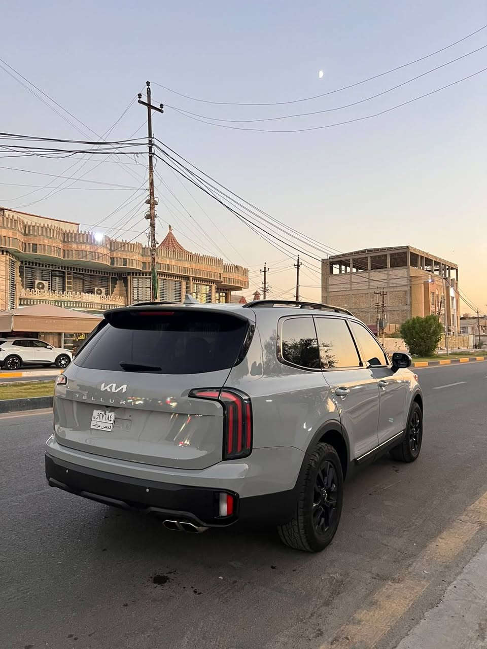 السلام عليكم تولرايد موديل ٢٤ فول مواصفات sxاكس برو ماشية ٢٣ الف دخول جديد بدون رقم تترقم بغداد للاستفسار واتساب *********** الحادث قبق جنطة وتكحيل بلبنيد مكاني بغداد
