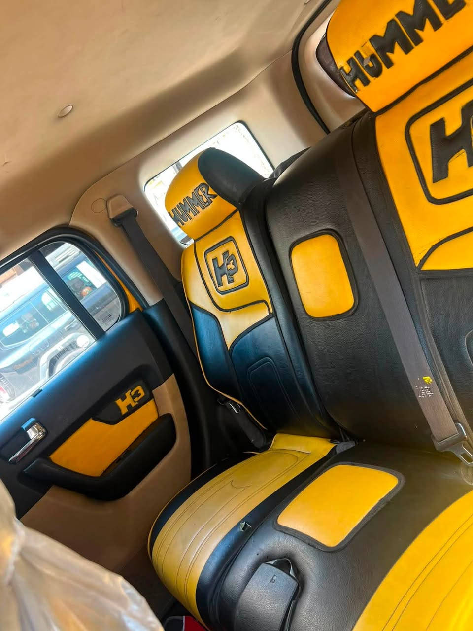 همر h3 بدون صبغ محرك بلادي منظومة غاز بيها و دمام وهاي الاضافات شوفة عينكم
تبريد حدادية نوزلات راديترات جدد بلكات مراوح عاصفة جاهزة سيارة 
‏‭***********‬ 
السيدية 
قفل115 🔐
الشراي يتصل ما متواجد ع فيس 
ملاحظة : ابيع السيارة وية الغراض اللي عليها واللي ميريدهن ينزل من سعرها وافتحهن
