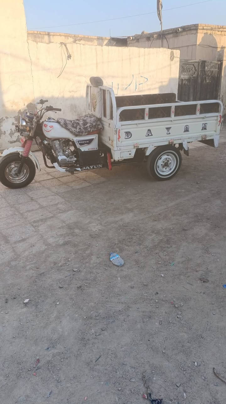 سلام عليكم ستوته لبيع موديل 9 تعمير مال مديل 25 كله جديد مكينه بلكرتون شاصي مكفول بدي جديد كهربائيات كله شغاله مابيه اي نقص ريته بأحد 500 وبيه مجال مال جناي هثه رقمي تصال وبيك خير وتدلل ***********

