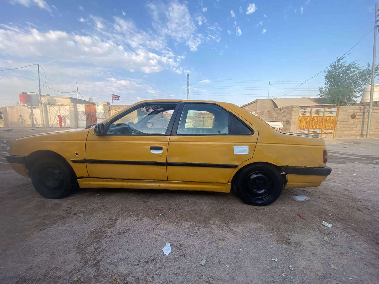 سلام عليكم من رخصت المدير الكروب بيجو 405 للبيع سيارة عوزها ترتيب مكينه وكير زينات حديد تعبانه البدي شوف العين بدون راعي 
سنويه منتهية تعهدلك حلال وحرام فقط 
سيارة جانت متروكه السعر 9وبيهه مجال
العنوان الزبير ***********
وترهم مراوس
