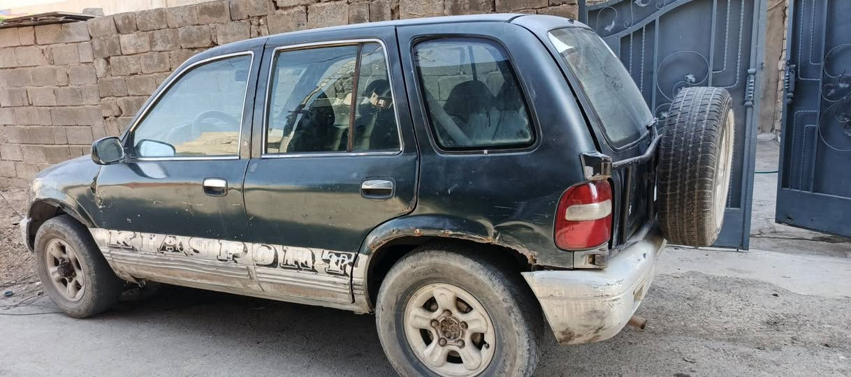 للبيع كيا اسبورتج موديل 94
رقم دولي باسمي تحويل مباشر شوكت تحب
كير مظبوط بس المحرك صار بي خيط 🎸 تبخير جديد صدر خلفي امامي جديد 
والكشر شوف العين وتعال افحص وقتنع وتوكل على الله ترهم مراوس او بيع 
ابيع نقد مابيع اقساط نقد نقد نقد فقط 
السعر المطلوب 25 ورقه وحياكم الله 
للاستفسار اتصل على الرقم التالي   *********** 
مكان السياره تكريت
