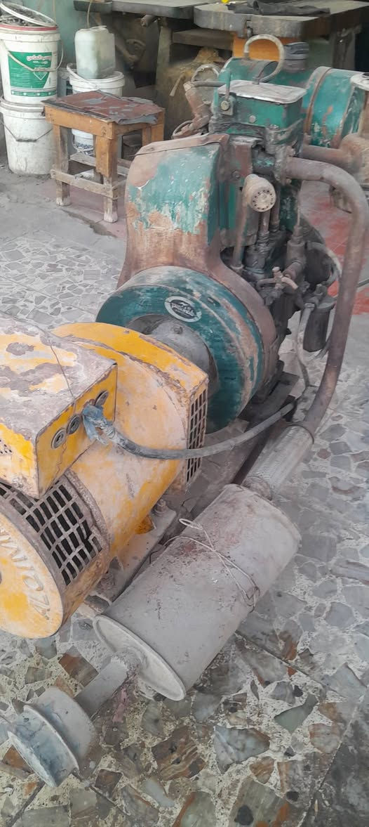 [ مكلف بالنشر ]
مولدة هندي محرك أصلي بستم واحد راس توليد صيني اصلي 25kv
تاريخ الصنع 1974
100 امبير يعطي 60 امبير بلادي غير مفتوح ولا ملفوف
 
المكان / بابل المسيب حي المعلمين مقابل د. لمياء للسونار 
للإستفسار *********** ابو سجاد النجار.
