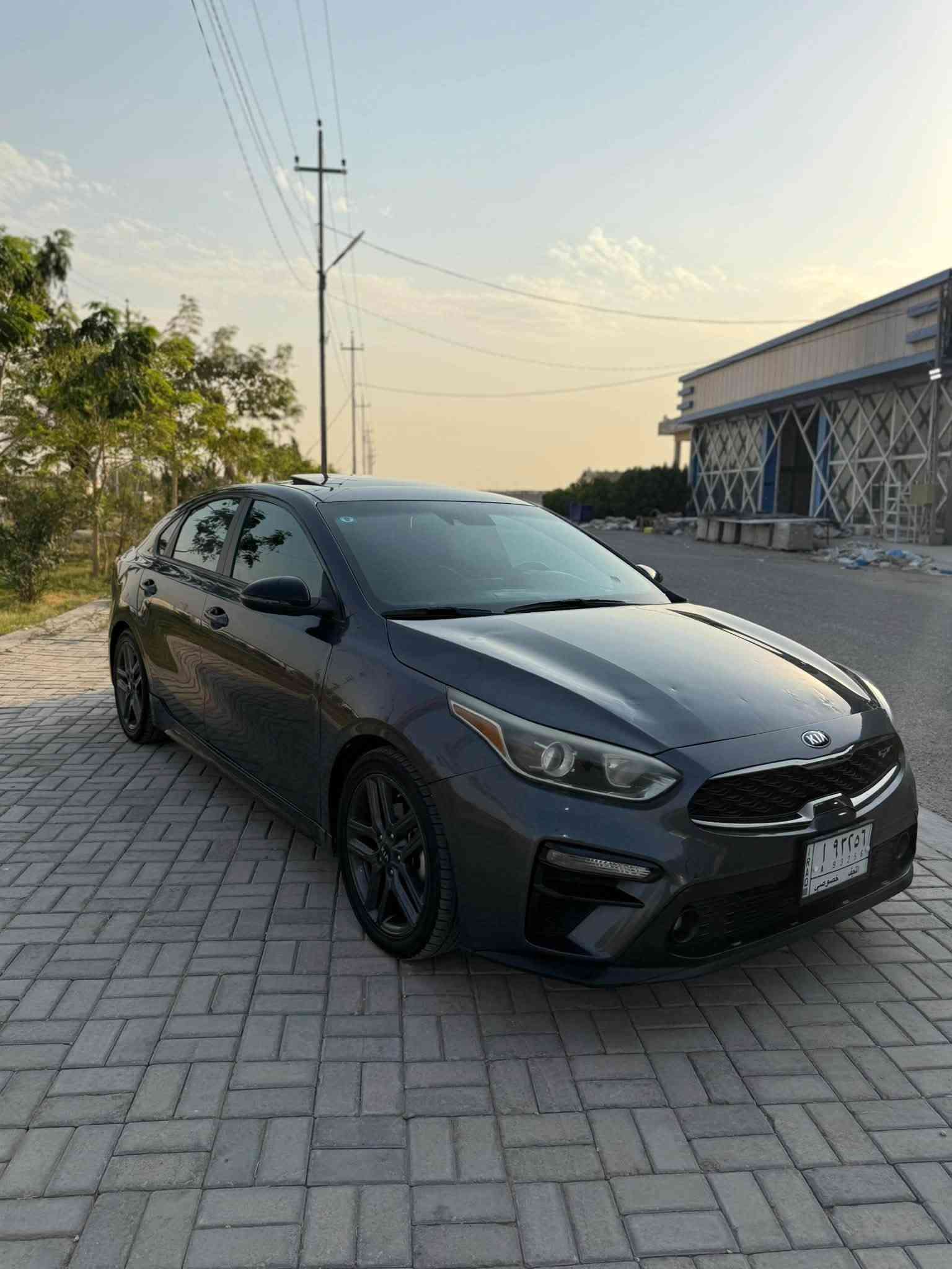 سلام عليكم😍😍
للبيع والمراوس فورتي مديل 2021 وارد امريكي حادثها جاملغ وربع البنيد فول مواصفات جي تي لاين جديده السياره جاهزه من كلشي مكاني بل النجف الاشرف للاستفسار رقمي بي واتساب 

‭***********‬

‭***********‬
