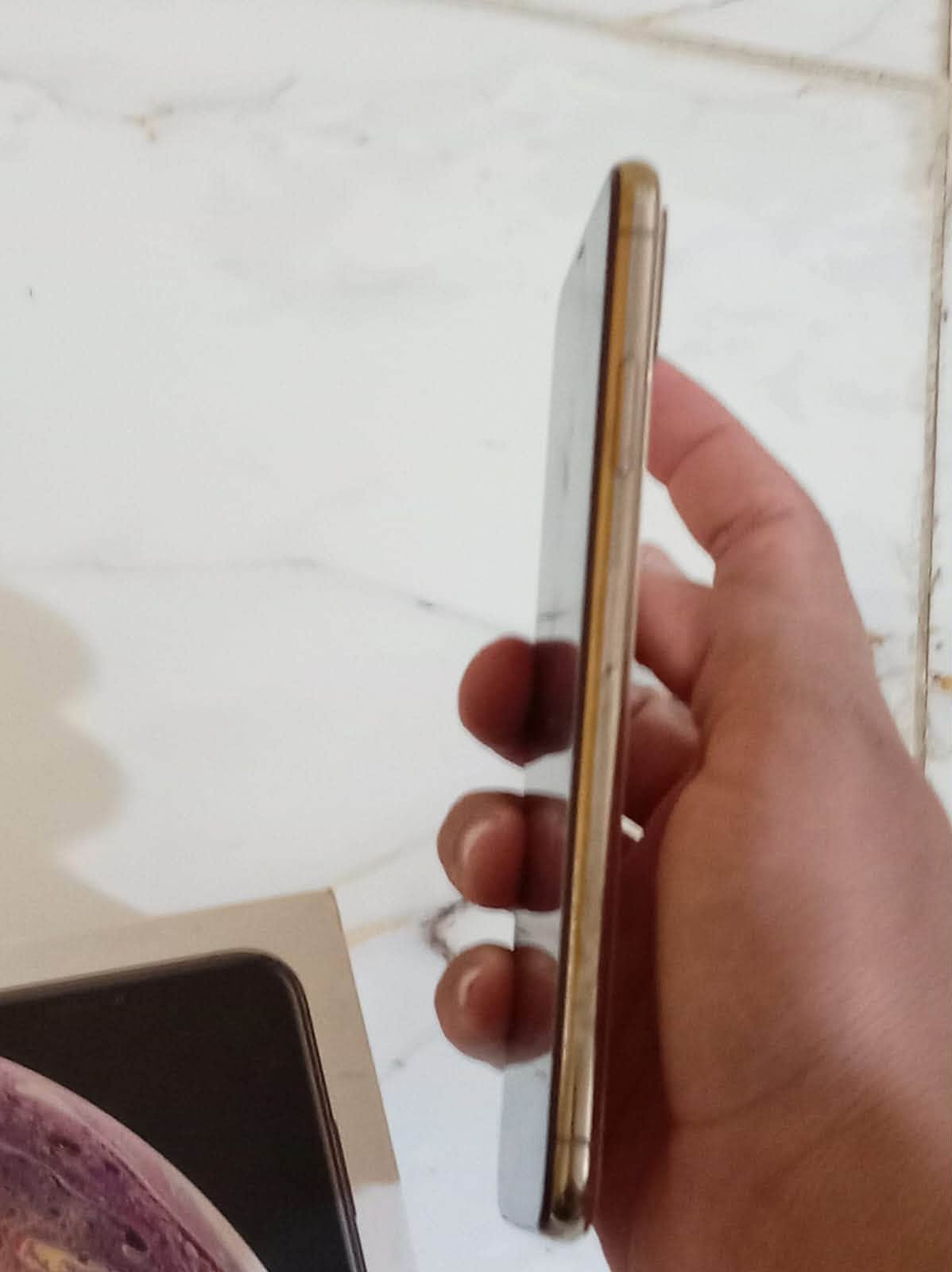 اكس. ماكس البيع التواصل خاص أو عل رقم ***********

نص مكتوب في الصور:
- ١:٥٧ البطارية حالة البطارية والشحن كما هو الحال مع البطاريات القابلة لإعادة الشحن، بطارية الهاتف قابلة للاستهلاك وتصبح أقل فاعلية مع الوقت. معرفة المزيد... الحد الأقصى للقدرة ٨٥٪ هذا قياس لقدرة البطارية مقارنة بقدرتها عندما كانت جديدة. قد تسبب القدرة المنخفضة تقليل ساعات الاستخدام بين عملية الشحن الأخرى. أقصى قدرة للأداء تدعم بطاريتك حاليا الأداء الطبيعي وقت الذروة. شحن البطارية المحسن للحد من استنزاف عمر البطارية، يتعلم الـ iPhone من عادات الشحن اليومية، بحيث ينتظر ولا يتجاوز ٨٠٪ حتى يحين موعد حاجتك إلى استخدامه.