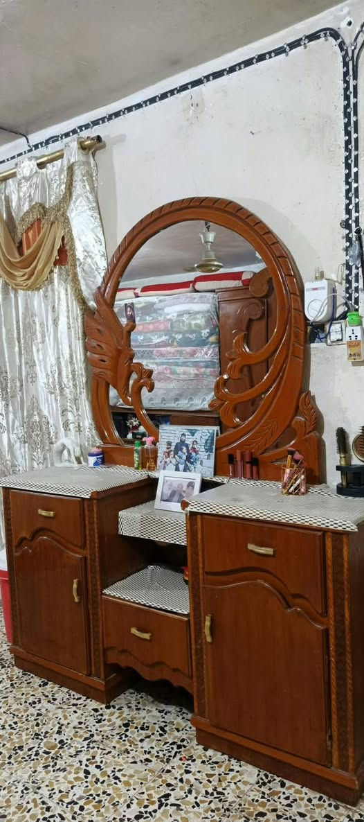 غرفه تزكام كلش نضيفه سعره مناسب الرقم واتساب
***********
