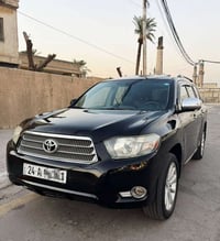 للبيع وبسعر مناسب هايلاندر 2010 اللون اسود خليجية فووول لمتد LIMITED ر...