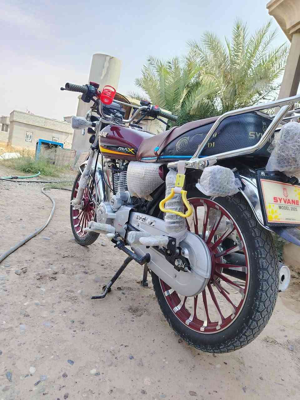 سيفان 25 • ٢٠٠ • محرك دمعه