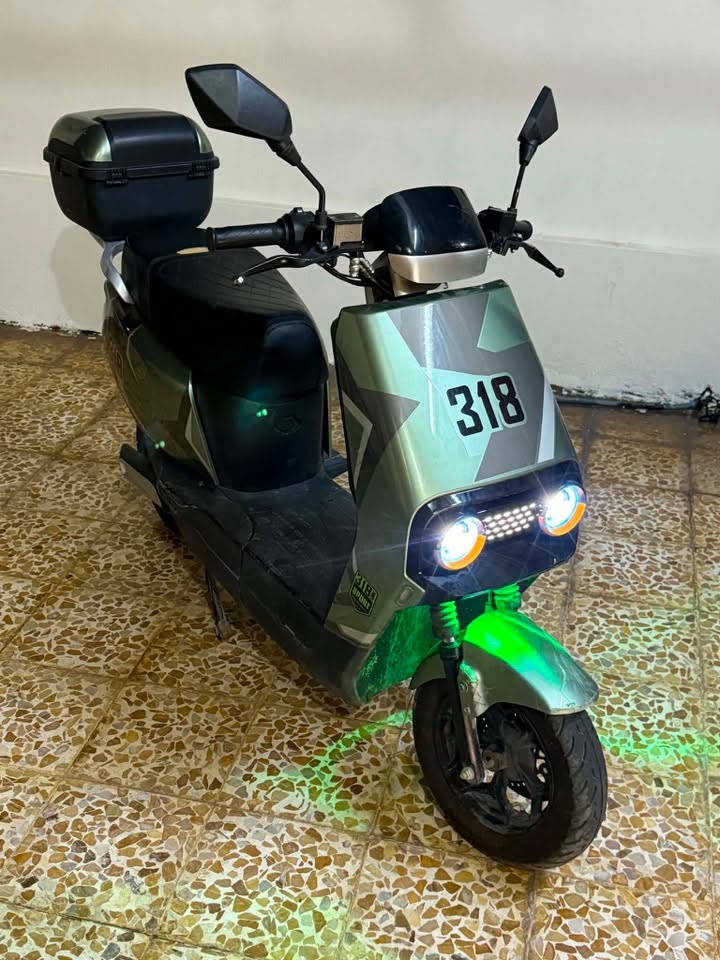 ماطور شحن للبيع حجم 318
موصل رشيدية السعر 500 وبيها مجال 
التواصل على رقم***********

‭***********‬
