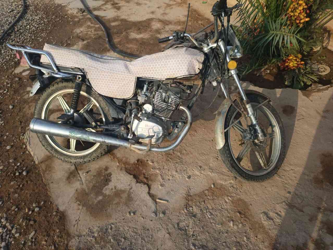 السلام عليكم
موطور سافان 5 گير موديل 20 للبيع 
السعر 275 او بي  للاتصال والاستفسار ***********
