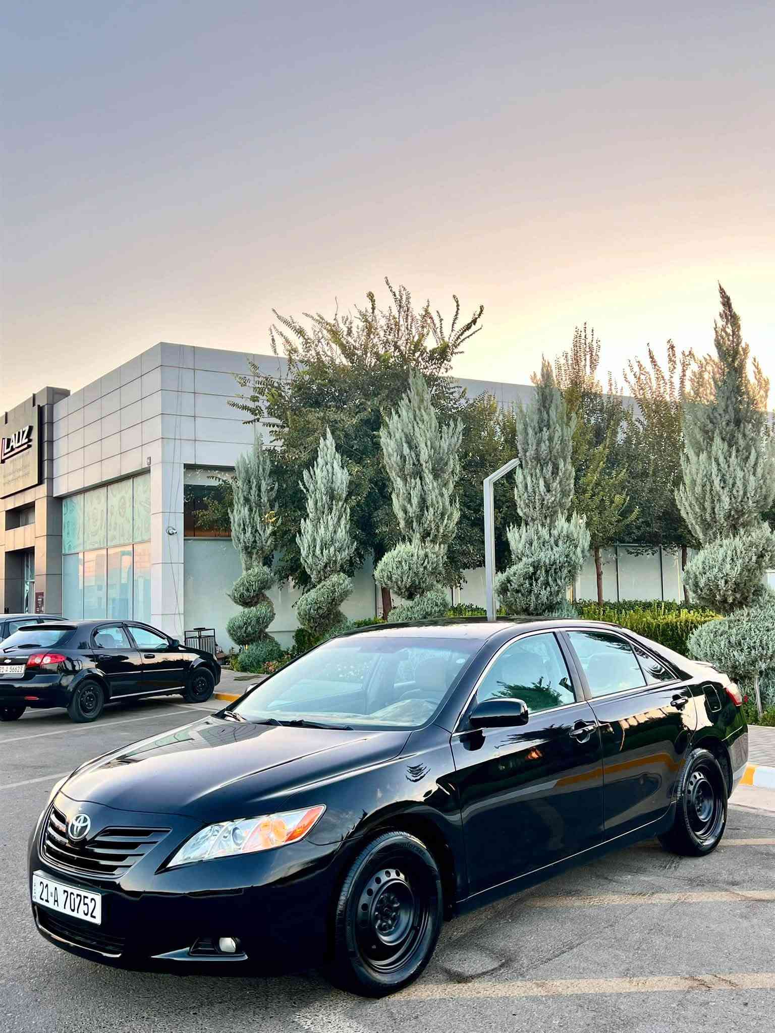 TOYOTA CAMRY- مۆدێل  2009 -
📲 *********** سعر : 105💸 مەجالی تیایە

سەیارەکە زۆر جوانە  
سەیارەکە تەنها پەڵە ساردی  هەیە  بە بێ بۆیاغ  ✈️

مواسەفات   ( ناو زەرد  - کوشن کارەبای  -حاسە  - ڤۆلیۆم   -  تحدید سورعە  - بلاجکتۆر ) 🗼

گێڕ و مەکینە بەشەرت  
   
تەحویل  و غرامە بەشەرت 🇺🇸
شوێن : سلێمانی 🪙

تويوتا كامري  - مۆدێل  2009 -     
📲 *********** سعر : 105💸 و مجال

سيارة حيل حلوة  
سيارة بيها مكان صغير بارد و بدون صبوغ   ❄️
 
مواصفات (     داخل اصفر - كشن كهربائي -حاسات - بلاجكتور - ڤۆلیۆم - تحديد سرعة ) 🆕

 گير و محرك بشرط 

تەحویل  و غرامە بشرط 💎
مكان : سلێمانی
