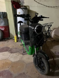 R9 • بدون بطاريات • اغراض كاملة