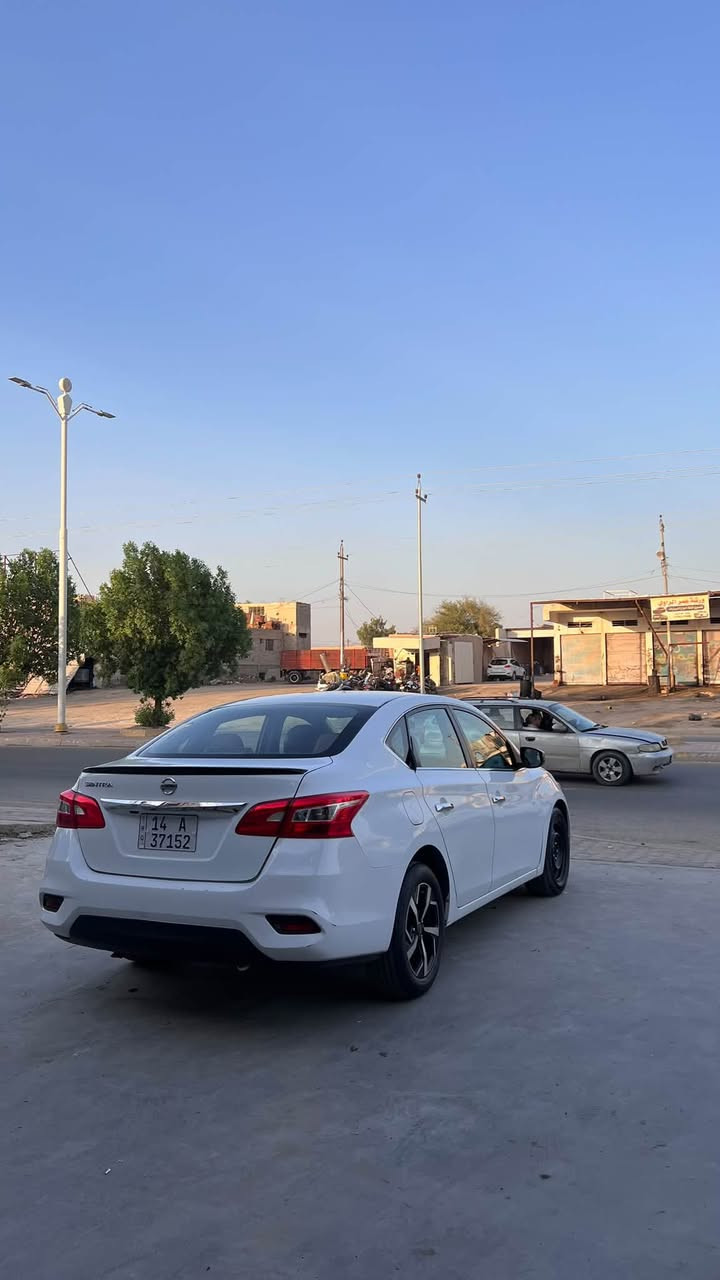 السلام عليكم 
سنترا 2019  للبيع 
وارد امريكي 
حادثها ٣ قطع 
محركها ١٦٠٠
موقعي الفلوجة 
السعر 100وبيهة مجال 
للتواصل ***********
