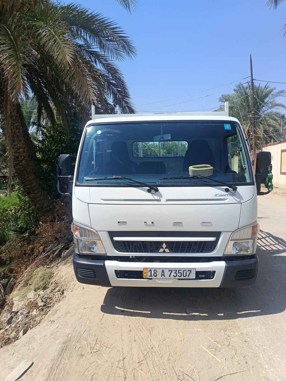 سلام عليكم
كانتر موديل ٢٥ بابل 
مكفوله من ظربه شخطه
ماشيه شي قليل
تحويل مباشر ثاني يوم
مواصفات الجديد تحويره تاير
تحويره جلكان للتصال
 ***********
