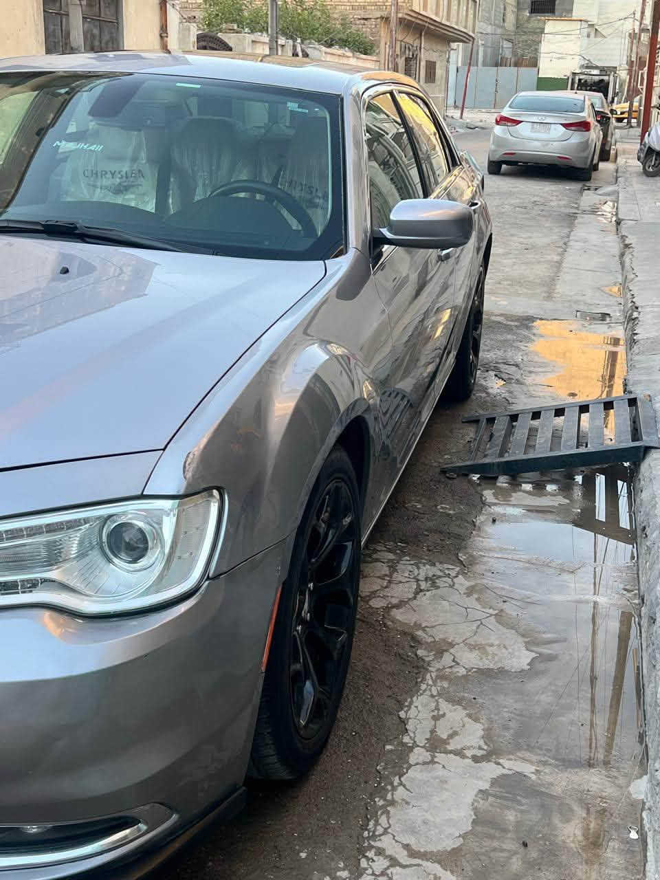وبامه مديل 17 معلايه عشرين مكينه 3600 توويل السياره بدون حادث السياره فول واحد عله واحد بس كلير من مريكه بس السعر 185 وبيهه مجال ترهم مراوس بكوري السياره بسمنه تحويل مباشر العنوان بغداد الطوبجي الرقم ***********
