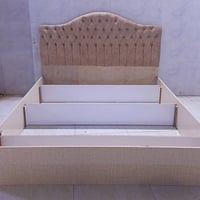 تخت مزدوج • ١٨٠×٢٠٠ • مرتبة أصلية