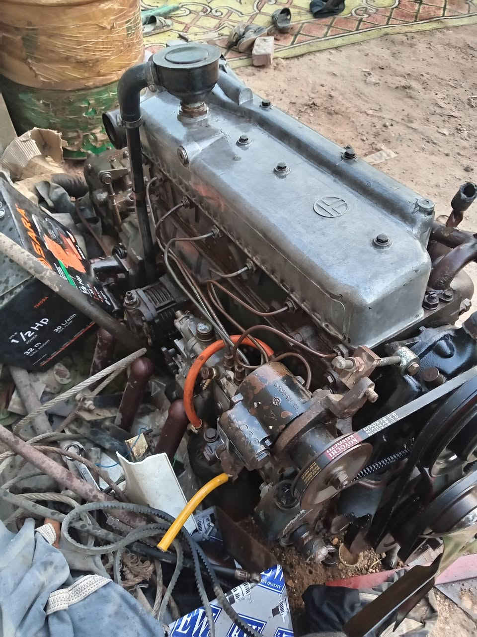 السلام عليكم مكينة تاته للبيع للاستفسار ***********مكلف بل نشر

نص مكتوب في الصور:
- 1 1/2 Hp POWER 32 m MAX. HEIGHT 30 L/min MAX. FLOW SARA TM55A