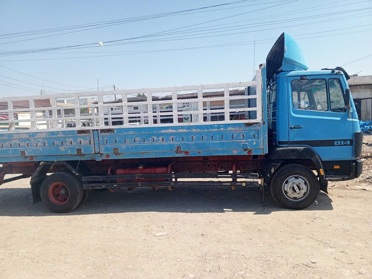 البه مارسدس موديل 87 سياره مكفوله كفاله سنويه جديده بسمي رقم دولي تحويل مباشر غير متواجد عالفيس *********** التفاصيل عالهاتف
