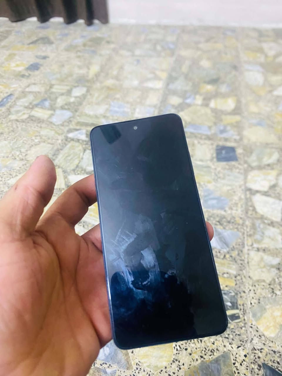 سلام عليكم موبايل Device name A56جهاز جديد ما صارله هواي من اخذته بس وكع من وبي فطر صغير حته مابين صغير كلش جهاز كلش نضيف عارضه 110وبي مجال خاص موجود رقمي ***********عنوان بغداد
