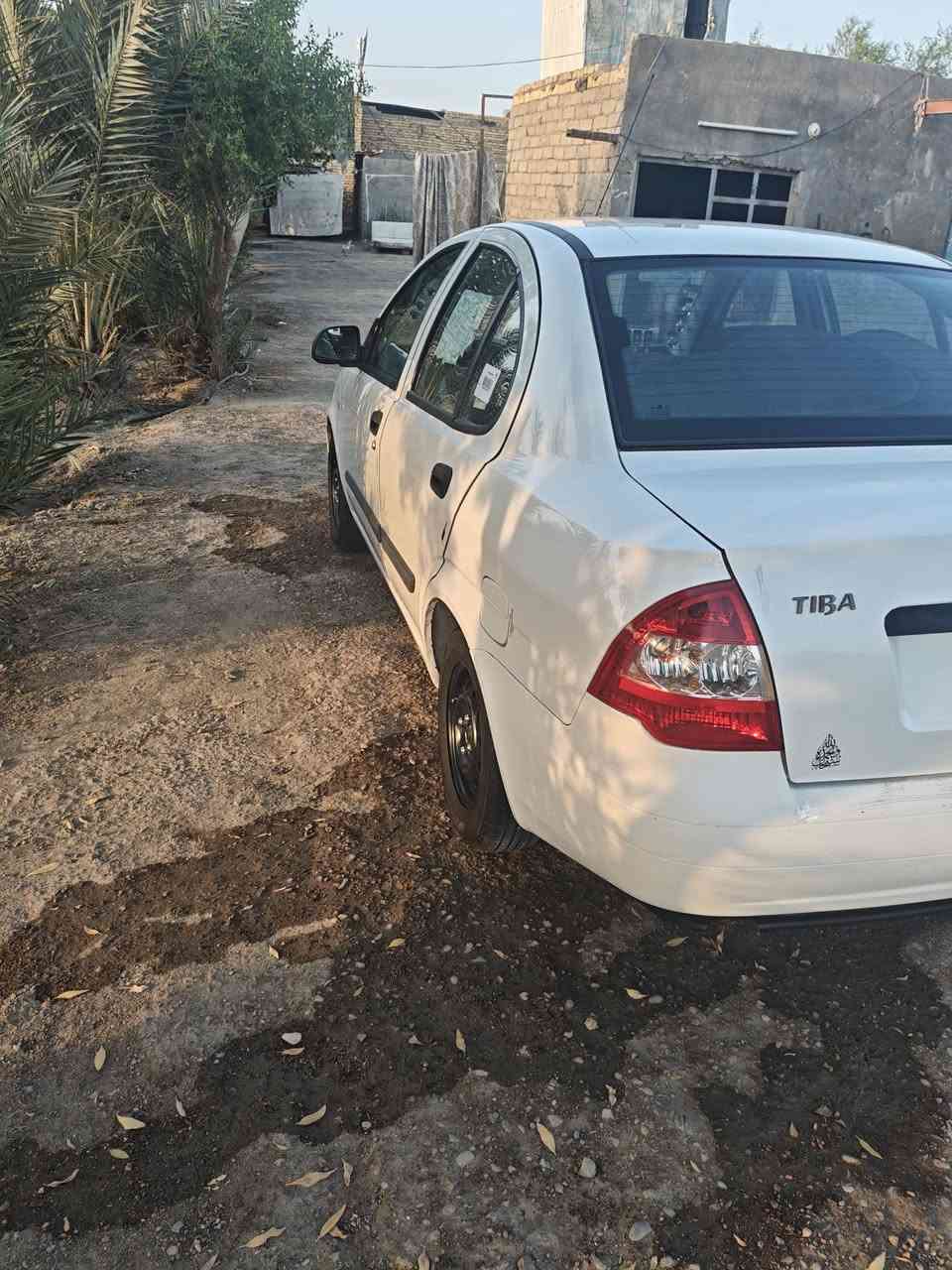 سلام عليكم طيبه للبيع كفاله عامه كامله المواصفات سياره استخدام شخصي مكينه حداديه مكينه كير خير من الله تبريد تدفئه رقم نكليزي بعدني ما شاده سعر 45 وبيه مجال حك الجيه غير متواجد فيس***********
