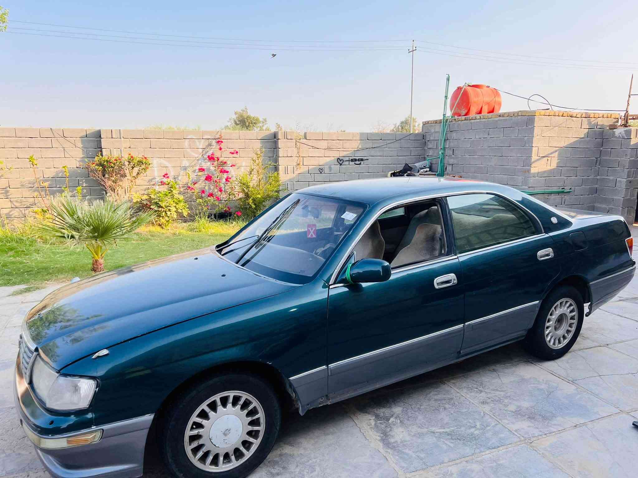 السلام عليكم للبيع بسعر 38
بطه موديل 93 كفاله من كص ونقل والاصوليات 
 رقم نجف مشروع وطني سنويه لل27 تحويل مباشر
مكينه وكير خير من الله 
حداديه وسط 
غرفه جديده 
عمبار بريك ومنضومه البريك جديده 
بور ستيراً جديد 
السياره نضافته احلى من الصور وتجي وتشوف بعينك 
سعر 38  
مكاني ديوانيه الحمزه الشرقي 
***********
