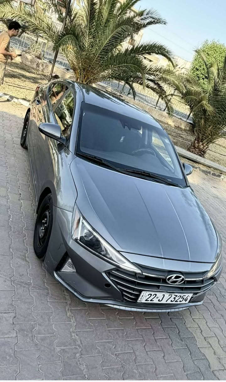 السلام عليكم مستعجل على البيع وسعر بلاش 
الانترا 2020محرك 2000 دوش وارد امريكي كير ومحرك كفاله تبريد وتخم تاير جديد السعر 110
التواصل مع الرقم ***********
