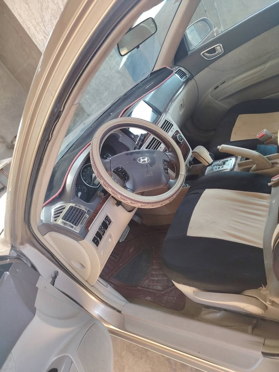 للبيع  السعر 84 وبيه مجال
منضومه غاز بيه السياره انسه الصرف
ادامه كامله بلك نوزل فيت بم 
صبغ حزام جاملق بيه مبدل بيه بدون دواخل
وارد امريكي 2007
تبريد ثلج 
المكينه بيه والف معلك بس ما بيه شي تمشيك 
رقم بغداد بسمي سكني بغداد 
***********
