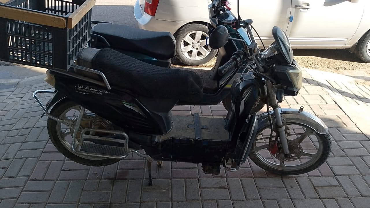 للبيع بطاريات جديدات دراجه ماناقصه شي اتصل *********** واتساب ماكو
