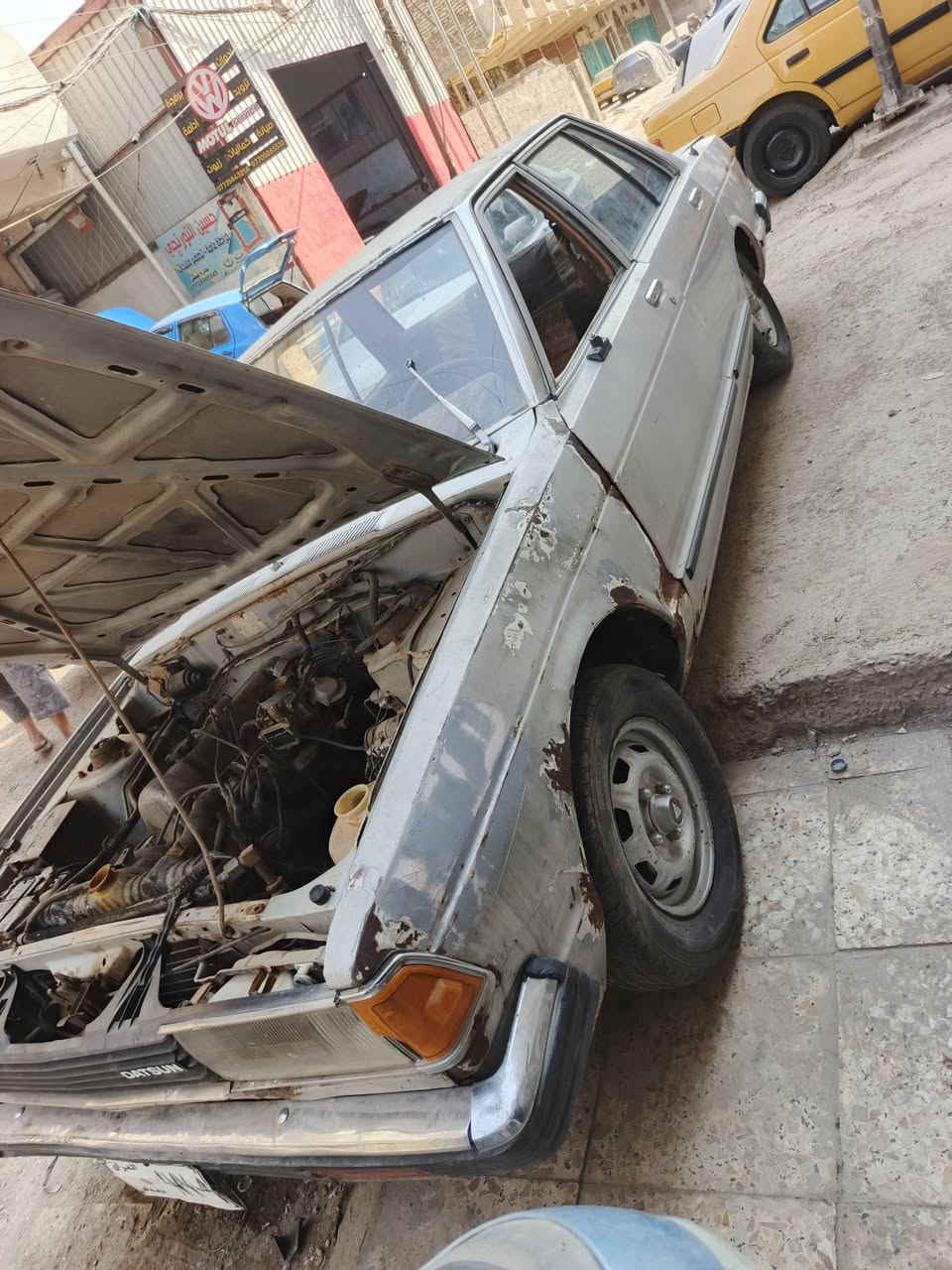 داتسن 80 تفصيخ اي شي تحتاج اتصل *********** عنوان المحل شارع النضال مقابل محطة وقود البتاوين احمد ياباني
