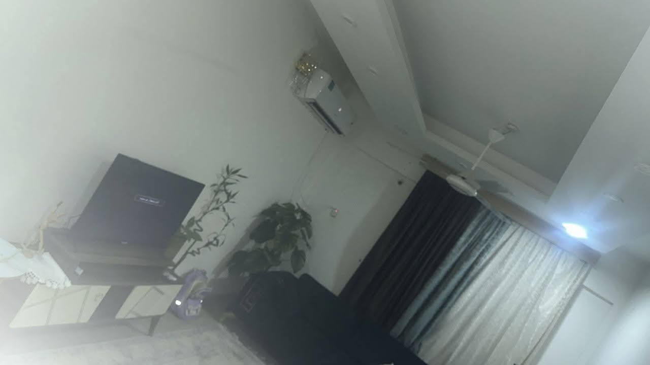 شقه ارضيه اللبيع B شقه وسطيه اللبيع Aشقه طابق ثالث مطفيه A اللبيع الاستفسار عل رقم عل رقم ***********
