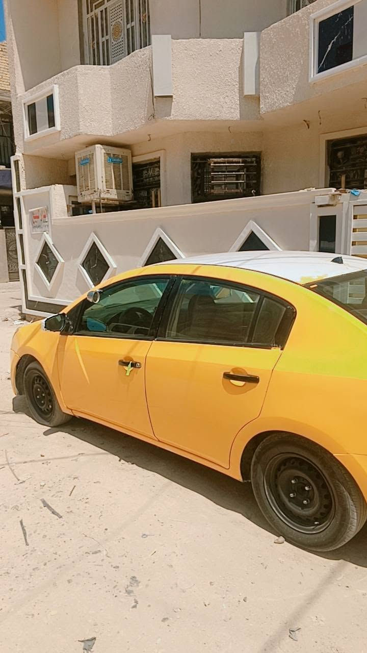سلام عليكم نيسان سنترا 2008 السيارة جاهزة مكينه بعدها بنايلون وتبريد ثلج كير فول السيارة خير من الله كهربائيات كلها شغاله السيارة بسمي تحويل ثاني يوم مصفرة من كلشي مشروع وطني رقم ديالى السيارة فقط صدرها صفحة وحدة تعبانه بيع او مراوس حسب القناعه السعر 50 العنوان بغداد الامين ***********

