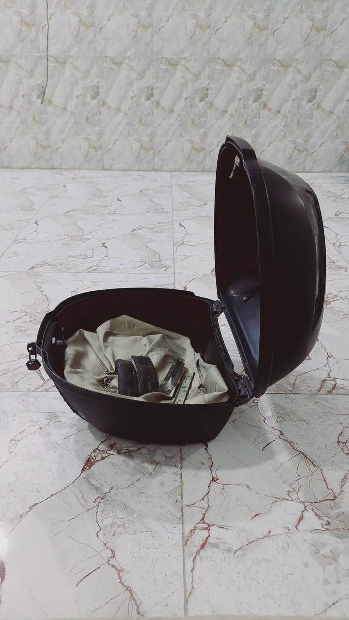 صندوق دراجة • نظيفه • قليل الاستخدام