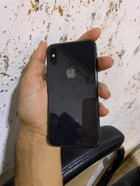 ايفون اكس اس • ٦٤ جيجا • شاشه طبع خفيف