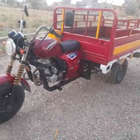 دايوان مديل 81 جاهزه من كلشي كله بيهه جديد نقص باتري بس كهربائيات كلهه...
