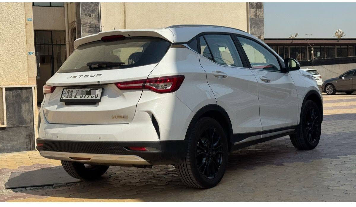 جيتور x50
 موديل   2026
 ماشيه 5000
سعره  23  ونص 
 ***********
