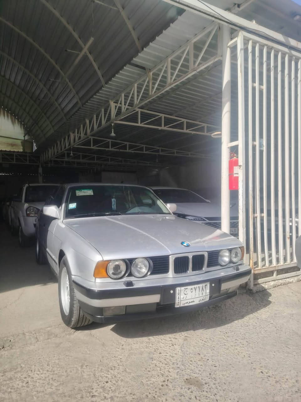 BMW موديل 1991 باب صبغ فقط رقم نينوئ الماني شرط التحويل السياره وضع شركه للتواصل *********** موقع السياره الموصل
