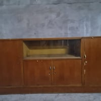 بوفيه • ٢متر ونص • نضيفه