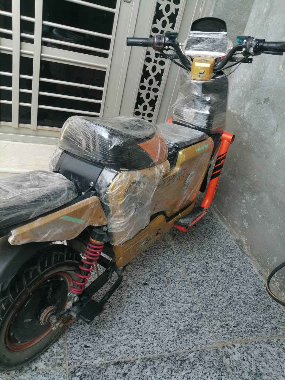 x900 ٢٠٢٥ • ٥ بطاريات • نظيفه