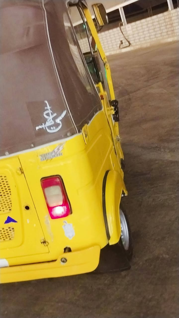 تكتك للبيع موديل ٢١ ليموني
اوراق وكيلها شاكر ابو المجر
جاهزه تعمير عام مصبوغه جَماليه فقط الباقي مكفوله كفاله عامه جاهزه للاخير
السعر خابر وتدلل
***********
