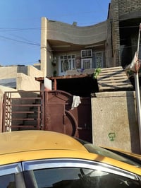 مشتمل للبيع المساحه 80متر الواجه 4 ونص النزال 20 يحتوي عله وحدتين سكني...