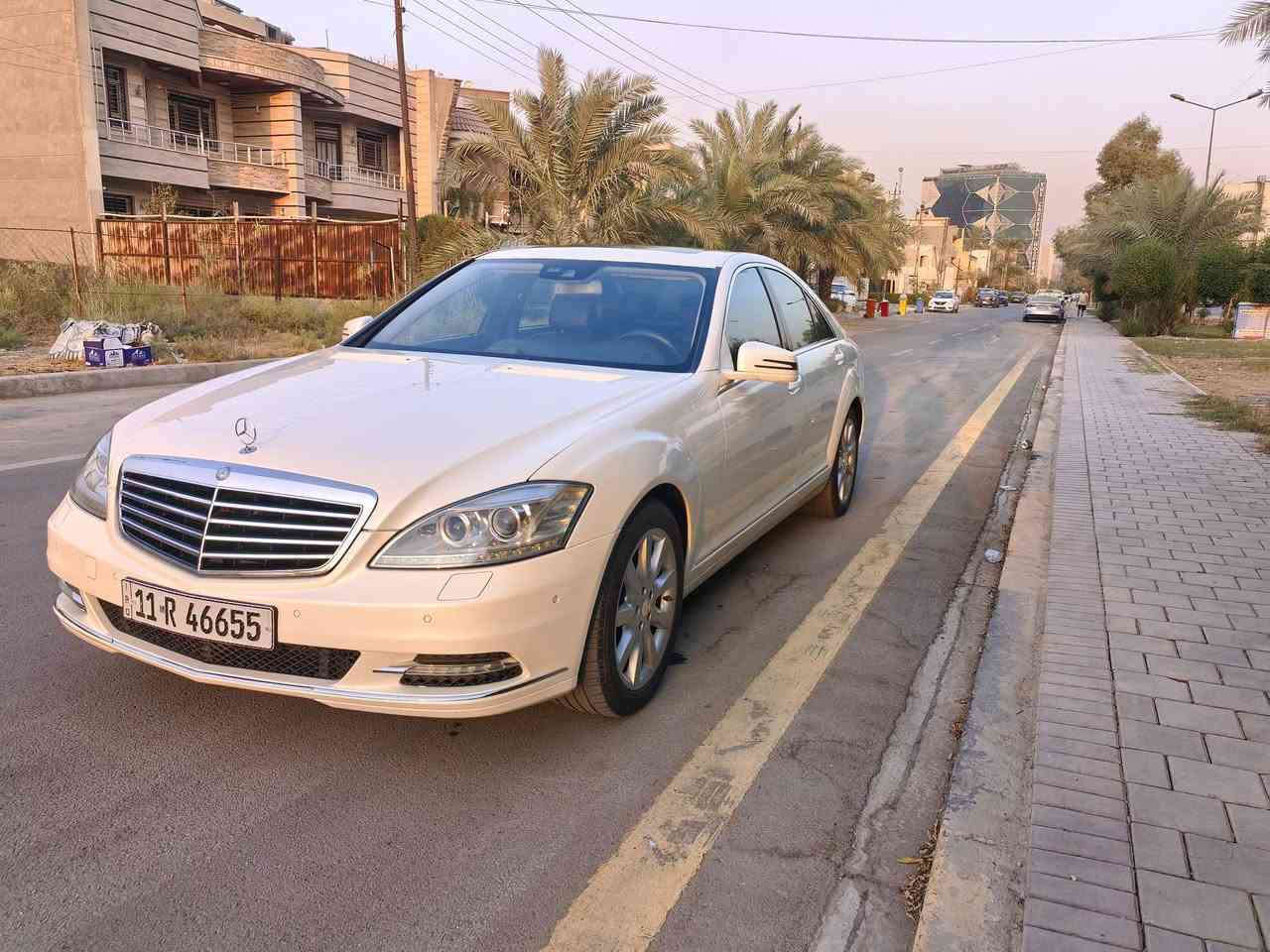 مرسيدس s350
رقم بغداد باسمي هزه وسنويه جديده

موديل 2011 

وارد يابان باب قصير

مواصفات معروفة. 

كامره دوار

برده خلفيه صندوك شفط 

سيدي جنجر 6اقراص

بلوتوث 

حساس امامي خلفي 

تبريد امامي خلفي ثلج 

كشنات جلد غرفه لسياره جديده

سياره نظيفة كفاله كير محرك حداده جديده بالكامل جوبلسات جدد تبريد ثلج تايرات جدد سياره كامله من كلشي بيها فقط باب كلير من ليابان 

مكان السياره بغداد السعر 195وبي مجال بسيط 

 *********** متوفر وتساب
