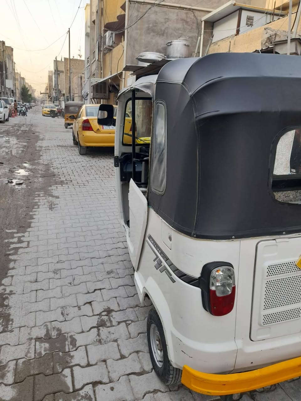 تي بس البيع موديل ٢٠٢١ بسمي عنوان الحريه سعر ٦٧٠٠ بي مجال ***********
