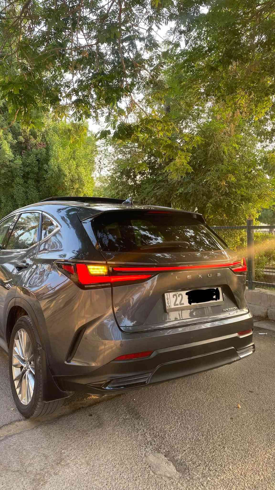 مرحبا
لكزس nx350h موديل٢٠٢٥

عداد المشي:٣٠ الف كيلو حقيقي 

حجم محرك:٢.٥(هايبرد+بانزين)

الوارد:امريكي الضرر 
(بنيد+جاملغ+باب)

رقم اربيل جديد باسمي شخصي وهزه جديده 

مواصفات

بصمات عدد ٣ (كارت بصمه)

زرك لايت 

بنوراما 

كشن احمر (تدفئه+بارد)

ستيرن تدفئه

صندوك كهرباء

تشغيل عن بعد

كشن خلفي كهرباء 

اوتو بارك (تطبك وحده)

٥كامرات محيطيه ٣٦٠ درجه

بعد هواي مواصفات ماتنعد

مكان سياره بغداد اليرموك او الدوره .

ومرفق صور سونار .

ارقام الهواتف 

دكتور ساره *********** 

بسعر ٢٥٨ورقه فقط وبانسب سعر لان عدي ضرف البيع

لان خواتها باغلى من هذا اسعار وسياره كلش جديده
