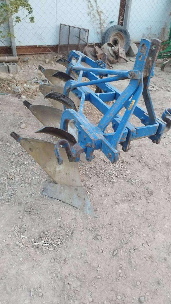 فدان رباعي حجم 12 ابلير للبيع الاستفسار*********** الديوانيه
