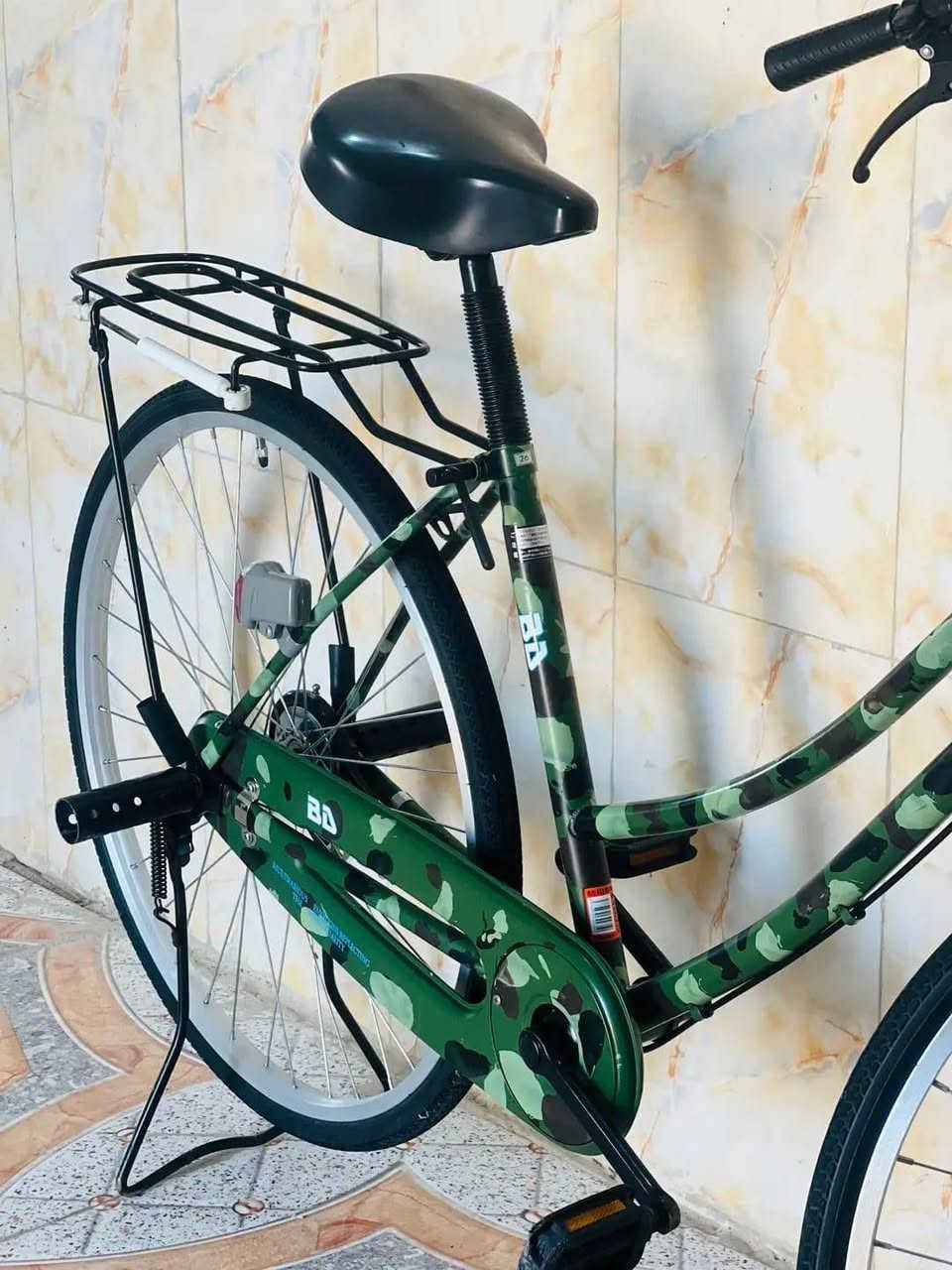 سلام عليكم
بانسكل للبيع حجم 26
بانسكل جديد ونضيف كلش 
السعر 110وبي مجال حك الجيه 
التصال ***********وبي واتساب
