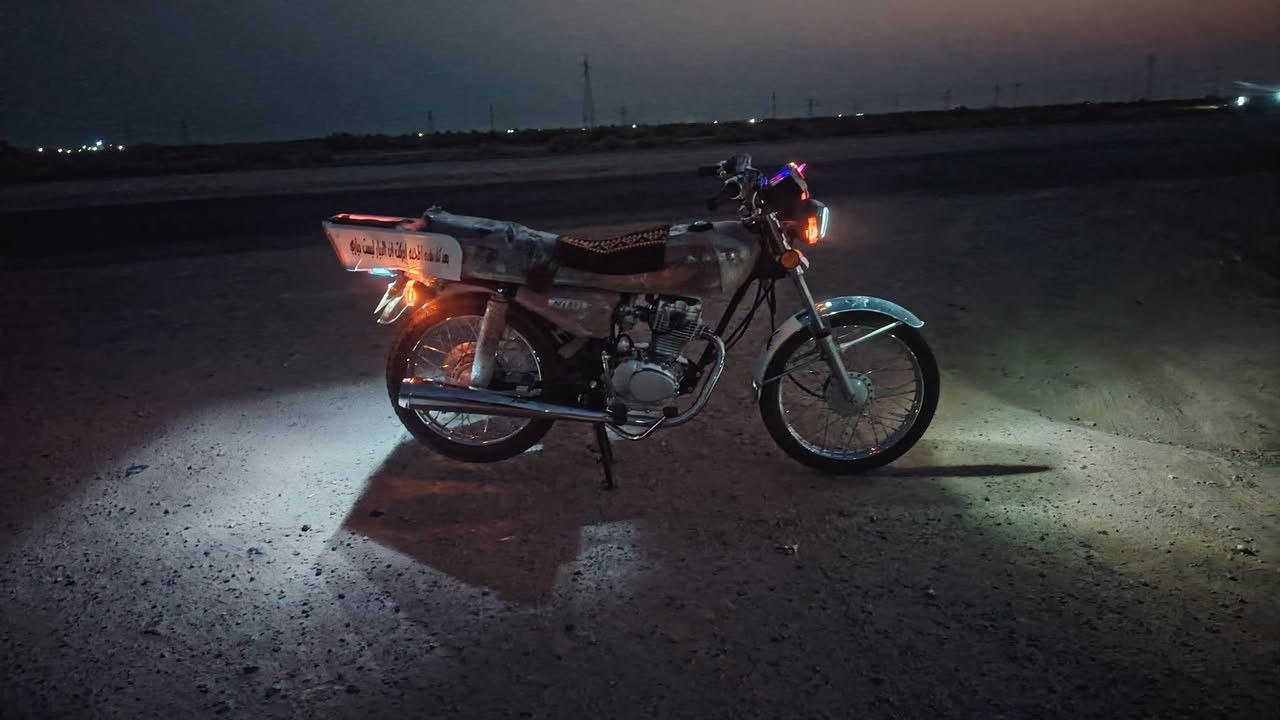 سلام عليكم دراجه للبيع نامه 26صارله شهرين طالعه من الوكيل بعدهي عل سحك سعر خاص تصل ***********مكان سماوه قضاء الخضر
