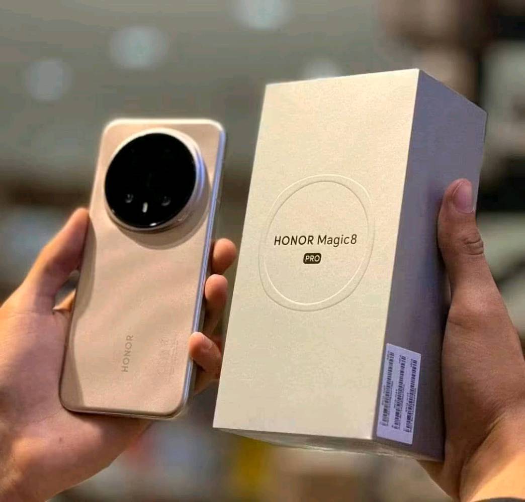 HONOR Magic8 Pro للبيع نظافه 100% ذاكره 512 ملحقات كامله مكاني بصره سعر 1200 ***********